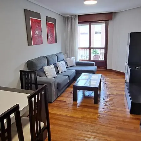Apartamento En Zona Tranquila Con Garaje En Castro Apartment